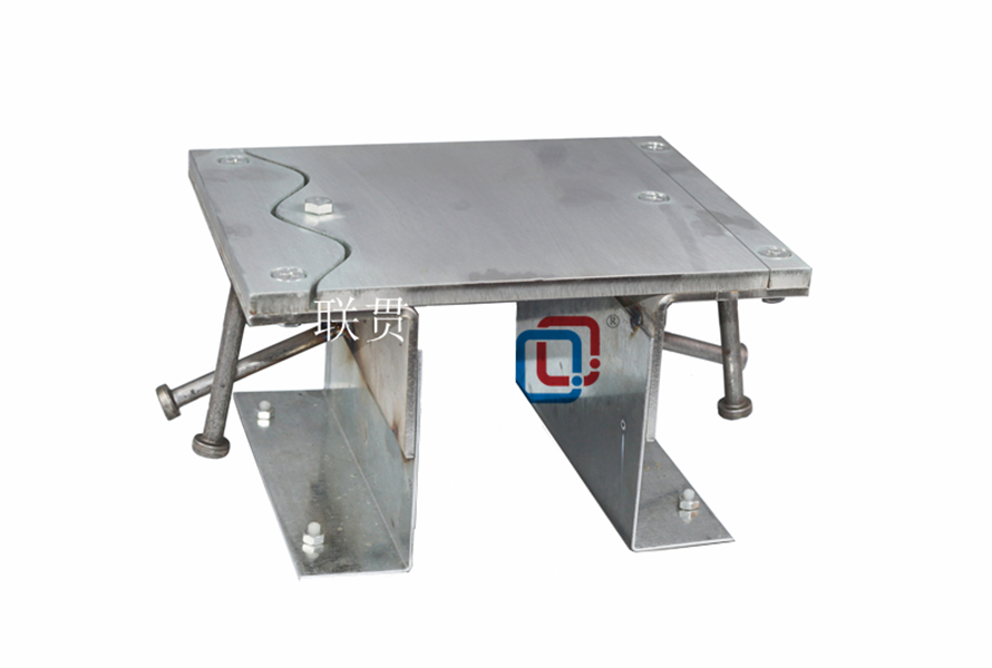 LG07地坪鎧甲分倉縫正弦波鎧裝縫